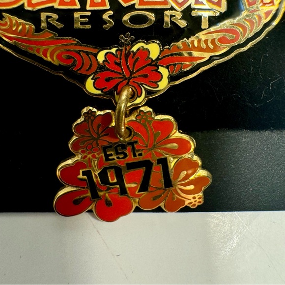 (Sold)NWT. Disney pin Polynesian resort pin. Disney Cruise Line DCL 2002. - Picture 3 of 9
